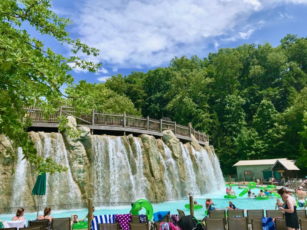 A Foodie's Guide To Dollywood Family Amusement Park Slice of Jess