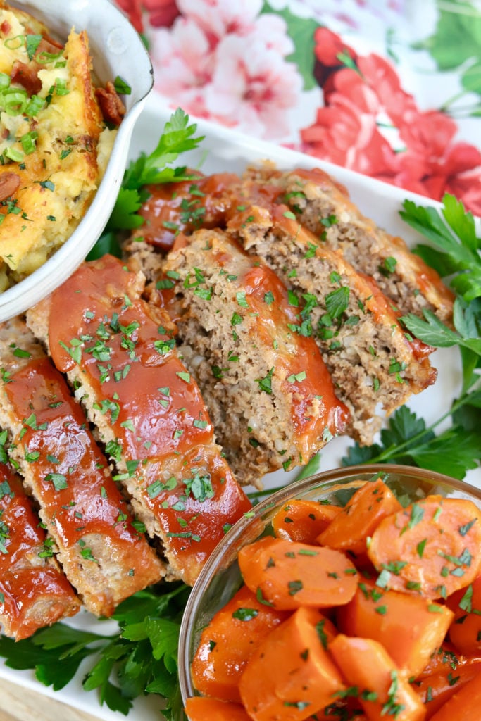 Homemade Meatloaf with Ground Beef and Italian Sausage Slice of Jess